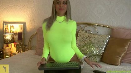 Superb And Resolute Girl Wonder Freidagold In Cam