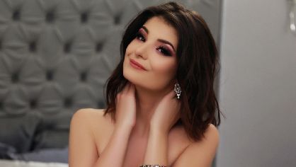 Kathrinbennett In Natty And Winsome Video