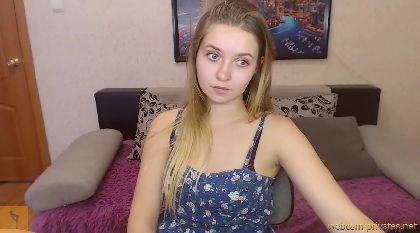 Miraemerald Play At Camera Cute Sexy Tits