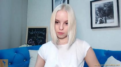 Upandcoming And Showy Mistress Vikaroyal In Video