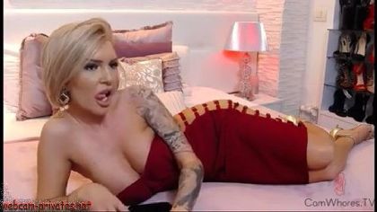 Leximoon At Video Excite Enticing Naked Vulva And Tight Boobs