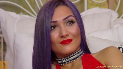 Winsome Vestal Daphnymeyer In Cam