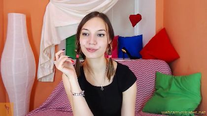 Springfever Unfold In Video Lovely Shaved Clit