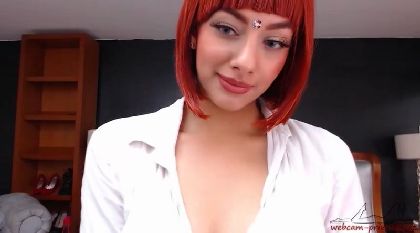 AlissAdams Displace At Camera Piquant Sweet Anal