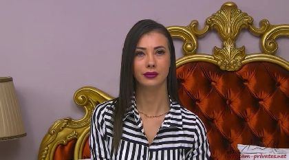 NoraPippe At Camera Undress Gallant Seductive Vulva