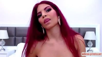 Ivymiller Tempt In Cam Piquant Juicy Vulva