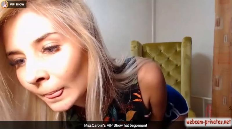 misscarolin tight pussy