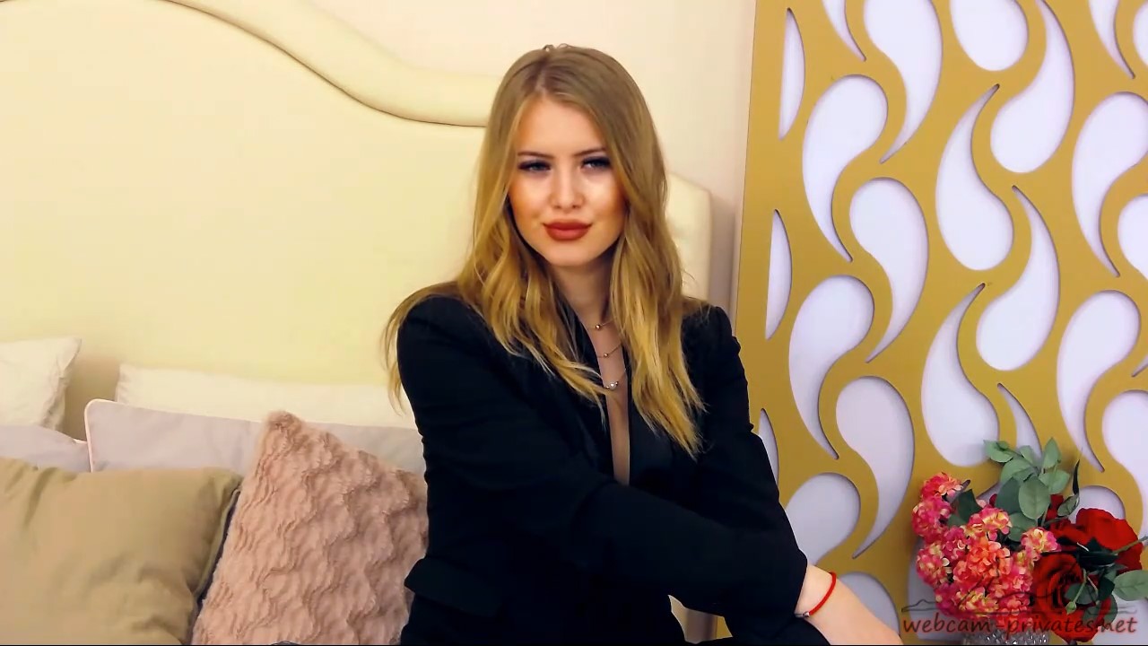 BlueEyesLydia young pussy