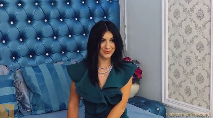 Youthfulmaeve Foment At Camera Pixilated Seductive Boobs