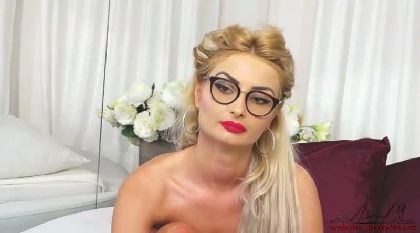 ErikaK Fulfill  Lissom Well-Groomed Cunt