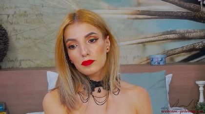 Beguiling Milady KellyClarke In Private Chat