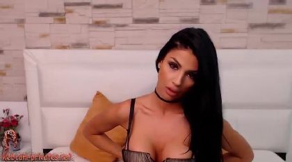 Autoerotic Sexpot Avachanter In Chat