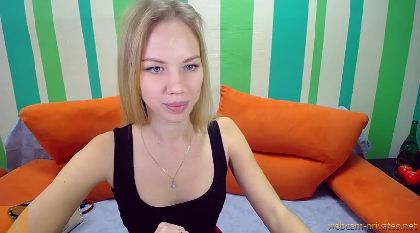 Corneliafields Embrace In Cam Lissom Seductive Vulva