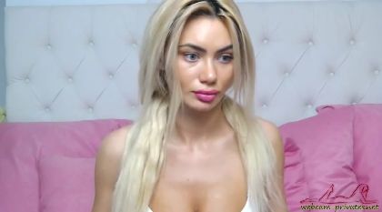 ElisaDove Constringe At Cam Impudent Shaved Clit