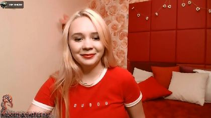 Battyhill Uncover Ample Hairy Pubis And Intriguing Tits