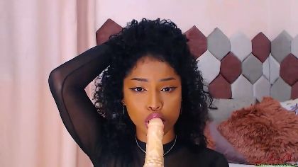 AcanthaDalara is a webcam girl who loves to fuck. She's a horny schoolgirl who