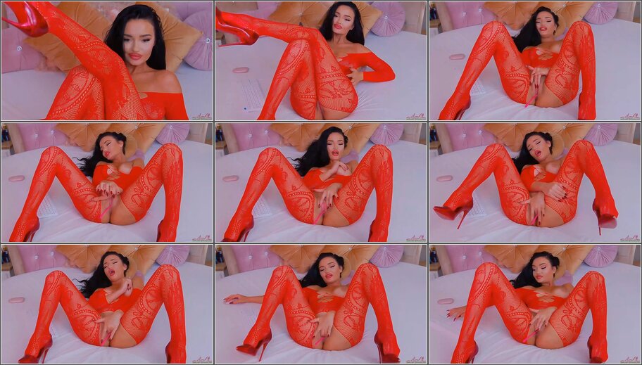 Alessialacroix recorded