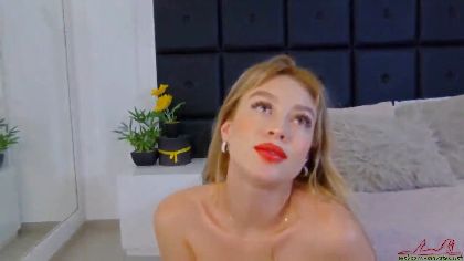 AntonellaBosch is a webcam girl with big tits and a deepthroat that