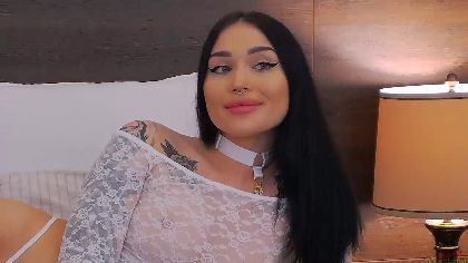 LinaGray is a webcam girl who loves to show off her perfect little