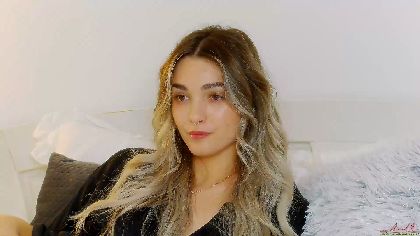 EffyBlack is a hot webcam girl that loves to show off her tight body and playful personality