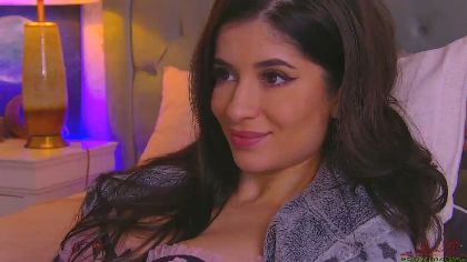 devious-angell is a natural webcam girl with big tits and a cute little body. She loves