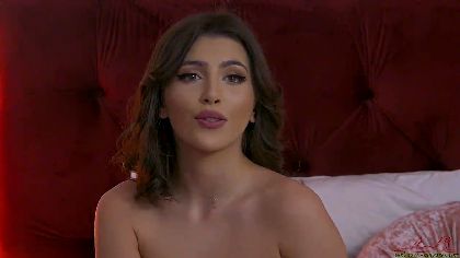 july-paulsen is the perfect webcam girl for those who love a good blowjob