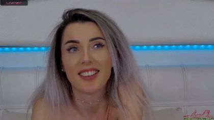 lexygreys is a playful and flirtatious webcam girl who loves to role