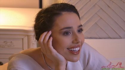 anita ricci's mature latina adventure on chaturbate webcam - naked nipples and hot action ahead!