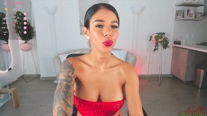 bellarossii's sizzling cosplay nipples: live sexcam experience