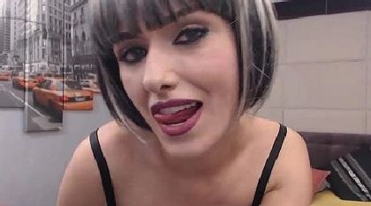 AngelAmme In Spellbinding Video