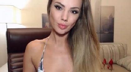 Dania1  Reveal Sexed Amazing Ass And Juicy Boobs