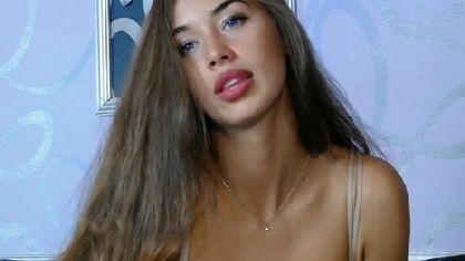 Adryenn Prehension At Cam Provocativesilicone Boobs