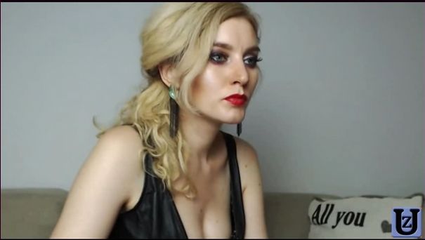 QueenCeline wet pubis