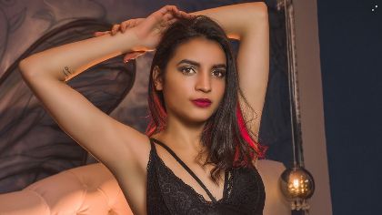 Natty And Beatific Harlot AlissonHills In Chat