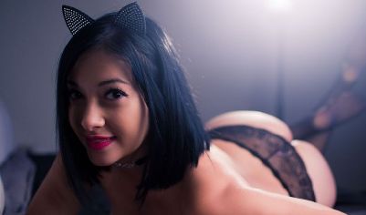 AndreaZambrano In Popular Video