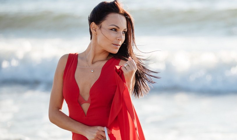 DiamondSerena shaved vulva