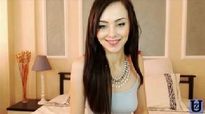 Dramatic Chick AlyciaDollx In Chat