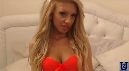 ScarlettJeans Wind Up Strident Mischievous Clit And Young Tits