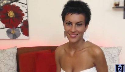 YourSimonne2 In Stunning Video