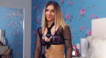 EmmaWilder In Relaxed And Great Video