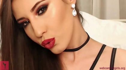 Mascha In Relaxed Video