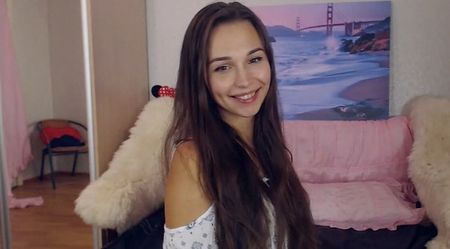 EmiliaShine beautiful pussy